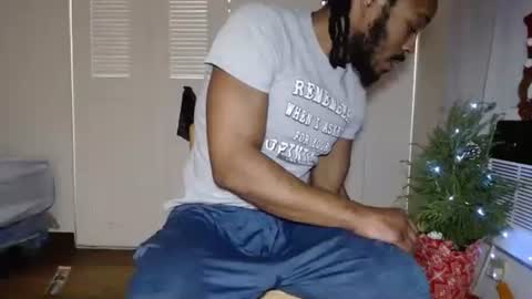 Snapshot of chitownsgod chatting on 12-24-24, 11:00 Antonio Brown online show from 12-24-24, 11:00