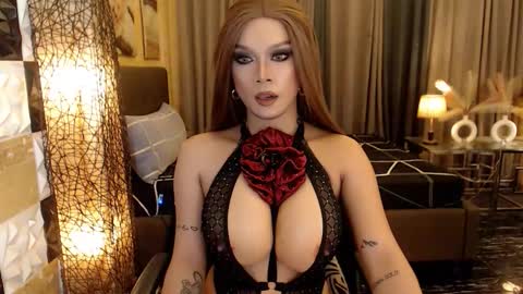 Franching Lee online show from 12-16-25, 12:04