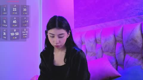 chloe_bluee_ online show from 05-18-26, 01:06