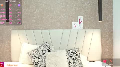 Abby 19 years online show from 02-04-25, 09:31