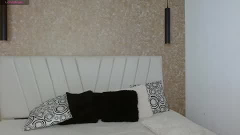 Abby 19 years online show from 04-19-26, 06:10