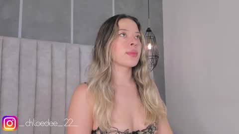 Chloe online show from 01-20-25, 01:42