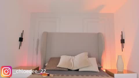 Chloe online show from 02-06-26, 11:57