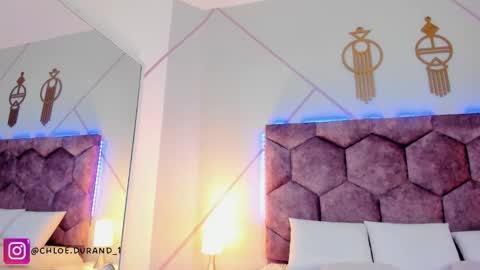 chloe_durand_ online show from 10-12-25, 08:13