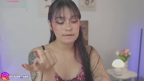 Chloe  online show from 05-24-26, 06:40