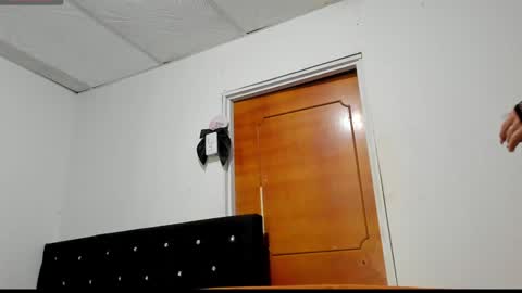 Snapshot of chloe_evanx_ chatting on 01-07-25, 07:06 Chloe Evanx  online show from 01-07-25, 07:06