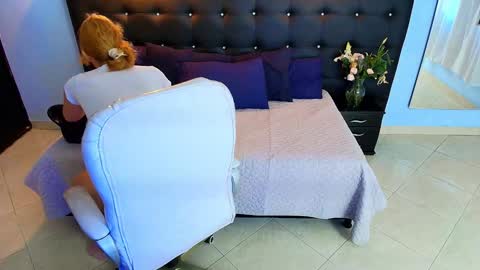 CHLOE online show from 12-14-24, 09:45