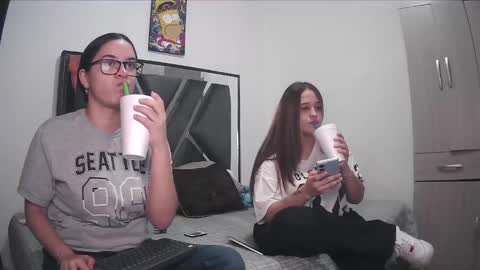 Chloe and Danna online show from 09-21-25, 01:40