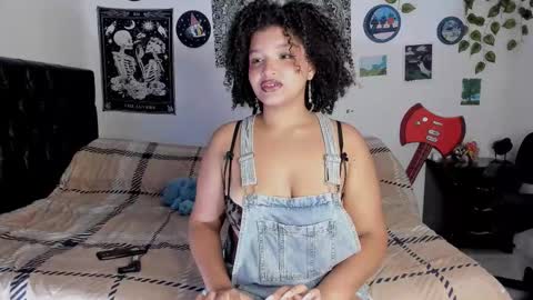 chloe_kisses online show from 09-14-25, 10:25