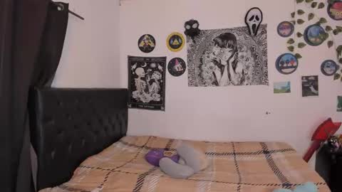 chloe_kisses online show from 09-30-25, 11:15