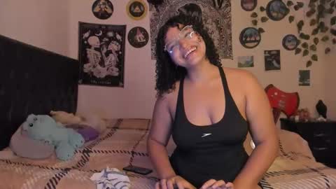 chloe_kisses online show from 10-03-25, 11:07
