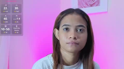 chloe online show from 10-12-25, 01:43