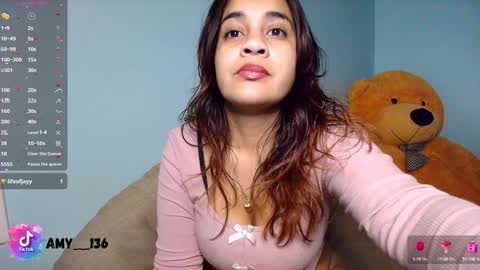Snapshot of chloe_maia1 chatting on 02-01-25, 01:44 AMY online show from 02-01-25, 01:44