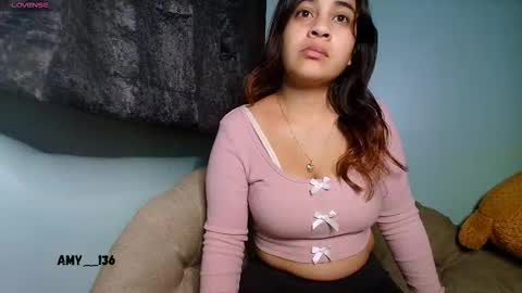 Snapshot of chloe_maia1 chatting on 03-07-25, 01:31 AMY online show from 03-07-25, 01:31