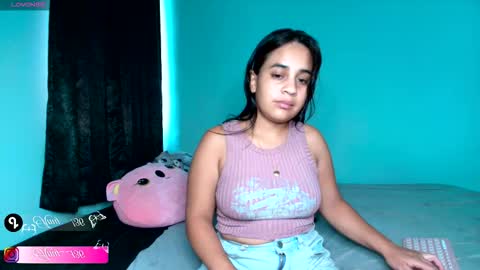Snapshot of chloe_maia1 chatting on 09-11-25, 04:51 AMY online show from 09-11-25, 04:51