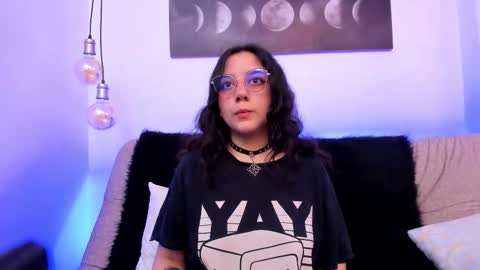 Chloe online show from 03-04-26, 12:11