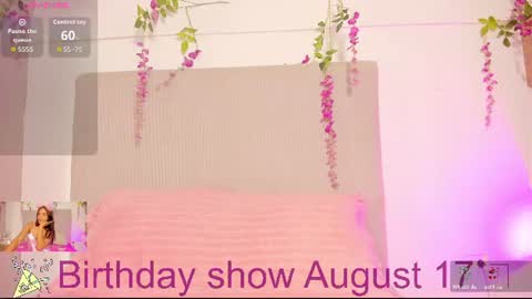 chloe_peach_ online show from 07-21-26, 12:29