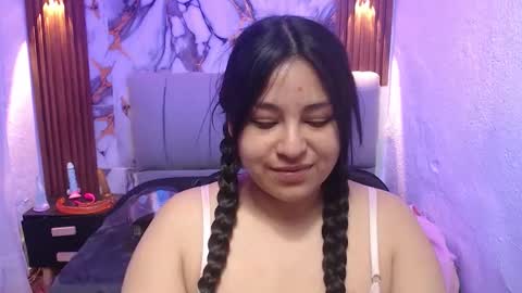 chloe_smith5 online show from 01-17-26, 01:27