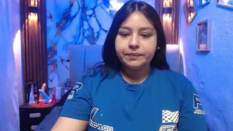chloe_smith5 online show from 02-10-26, 01:15