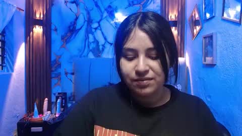 chloe_smith5 online show from 02-25-26, 01:32