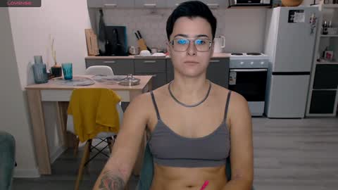 Eva and Sandra online show from 12-14-24, 11:39