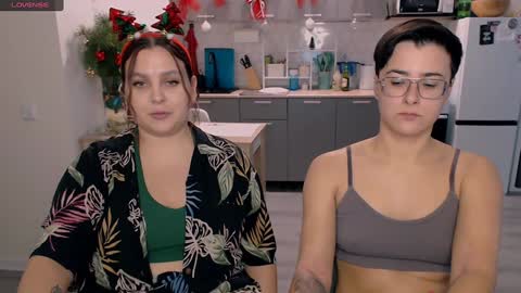 Eva and Sandra online show from 12-29-24, 08:58