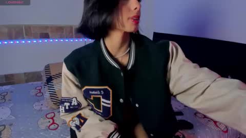  3 online show from 09-25-25, 05:44