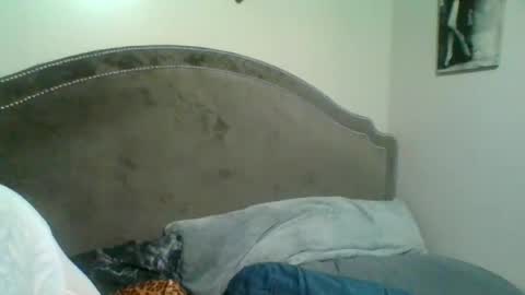 Snapshot of chloecreamm chatting on 06-29-26, 02:51 Chloecreamm online show from 06-29-26, 02:51