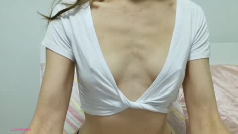 Snapshot of chloee__x chatting on 05-22-26, 10:43 chloee__x online show from 05-22-26, 10:43