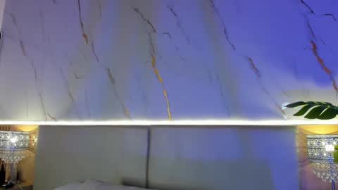 Chloee online show from 11-12-25, 11:54