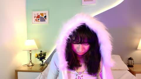 Snapshot of chloeesky chatting on 10-09-25, 02:26 chloeesky online show from 10-09-25, 02:26