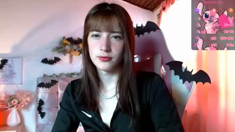 Chloe online show from 10-19-25, 02:18
