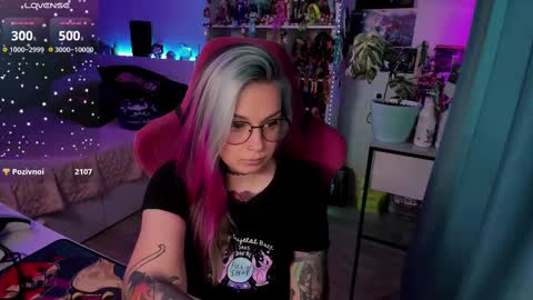 ChloeKohaku online show from 02-11-25, 09:42