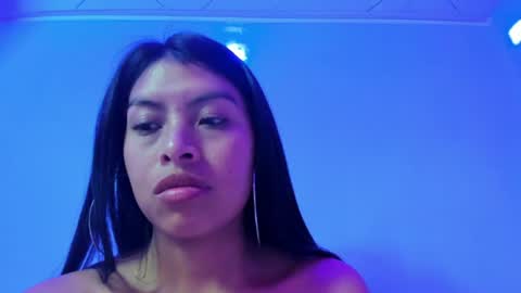 Snapshot of chloemartini_ chatting on 06-25-26, 05:12 ChloeSignup For Free Join my Fan Club online show from 06-25-26, 05:12