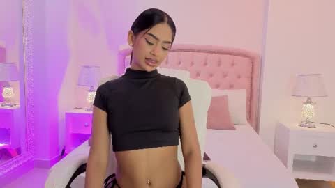C H L O E  M O O N online show from 07-14-26, 01:39