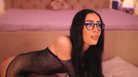 Chlo online show from 01-10-26, 04:14