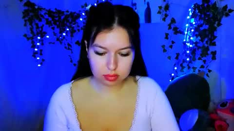 ChloeRicci online show from 12-18-25, 11:16