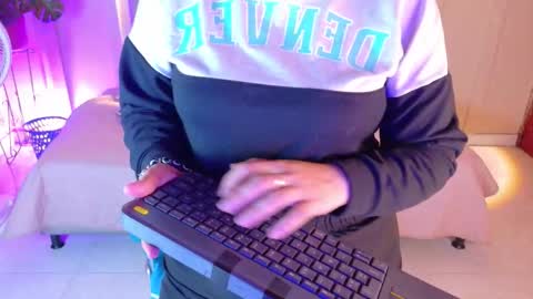 Chloe rosse online show from 02-14-26, 01:24