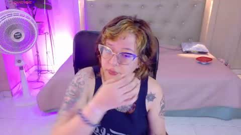 Chloe rosse online show from 06-15-26, 01:13