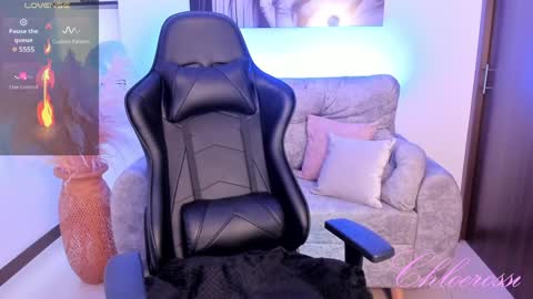 Laura online show from 12-13-24, 09:30