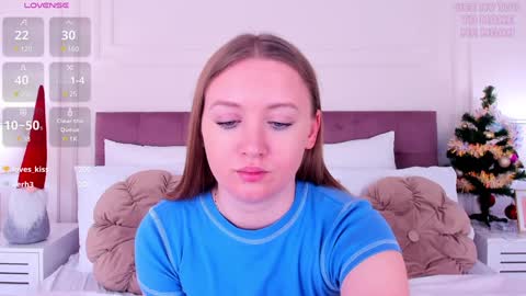 Snapshot of chloesug chatting on 01-14-25, 03:11 Chloe online show from 01-14-25, 03:11