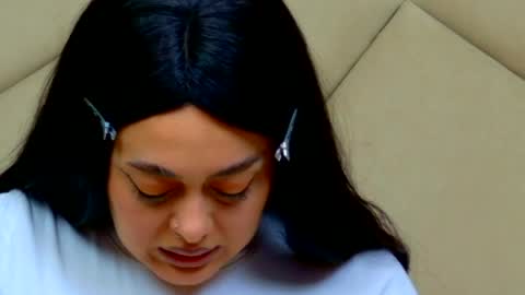 Chloe Vee online show from 04-03-26, 04:54