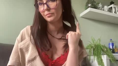 ChloeXNatural online show from 05-15-26, 08:21