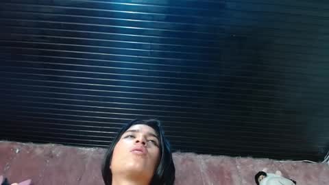 Snapshot of chlooe_zoe chatting on 02-16-25, 02:32 chlooe_zoe online show from 02-16-25, 02:32