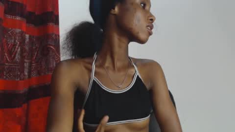 Snapshot of choco_petitqueen chatting on 12-08-24, 09:46 choco_petitqueen online show from 12-08-24, 09:46