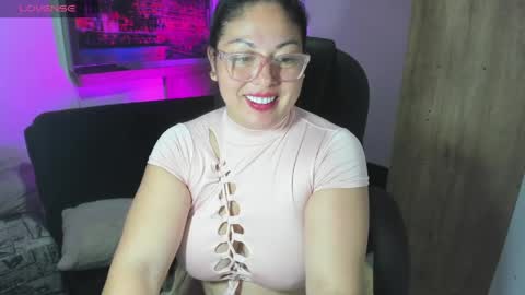 chocobunny_1 online show from 05-15-26, 11:56