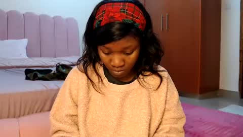 Snapshot of chocolate_desiree chatting on 06-21-26, 10:07 Lofti online show from 06-21-26, 10:07
