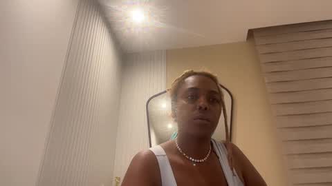 Snapshot of chocolatecakequeen chatting on 12-03-24, 06:37 ChocolateCakeQueen online show from 12-03-24, 06:37