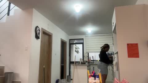 ChocolateCakeQueen online show from 10-30-25, 10:21