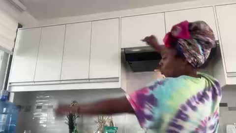 ChocolateCakeQueen online show from 11-09-25, 02:59